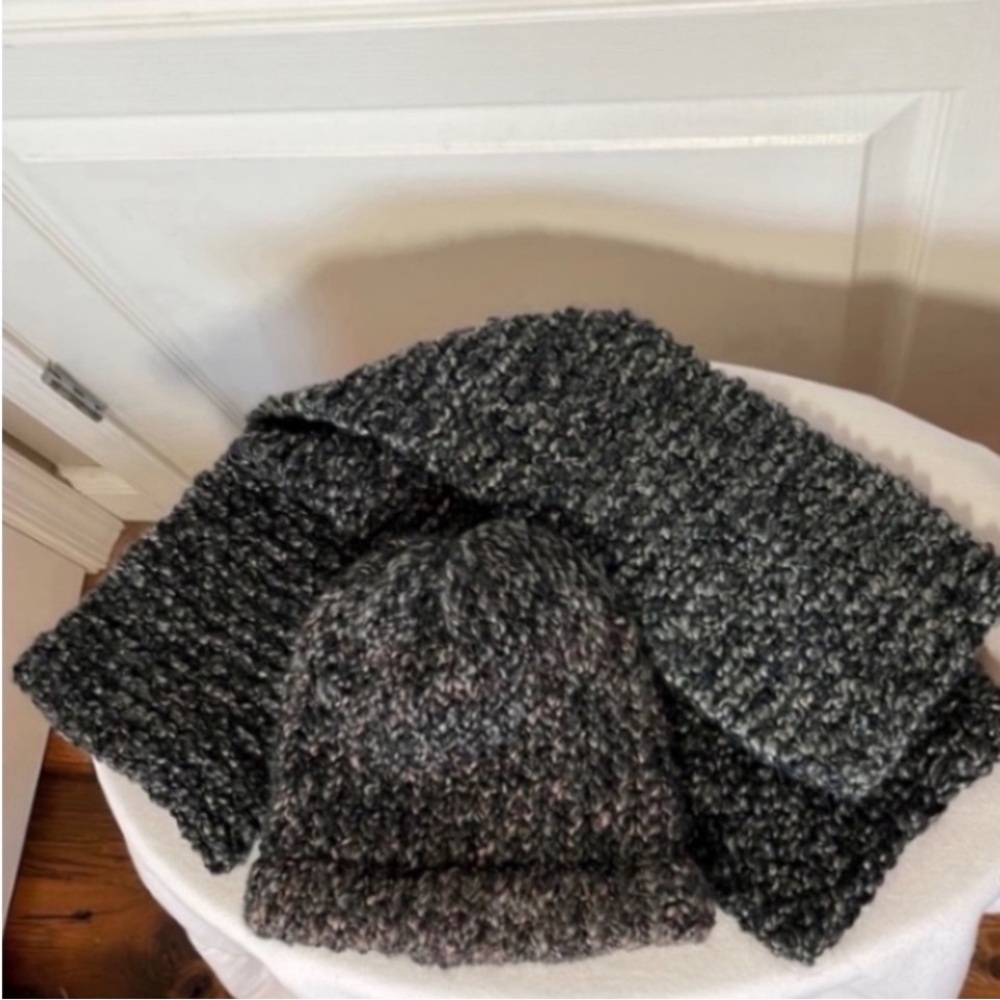 Handmade Knit Beanie Scarf Set Black Gray Teal Mauve Hat Coord Set Winter Gifts - Picture 5 of 16